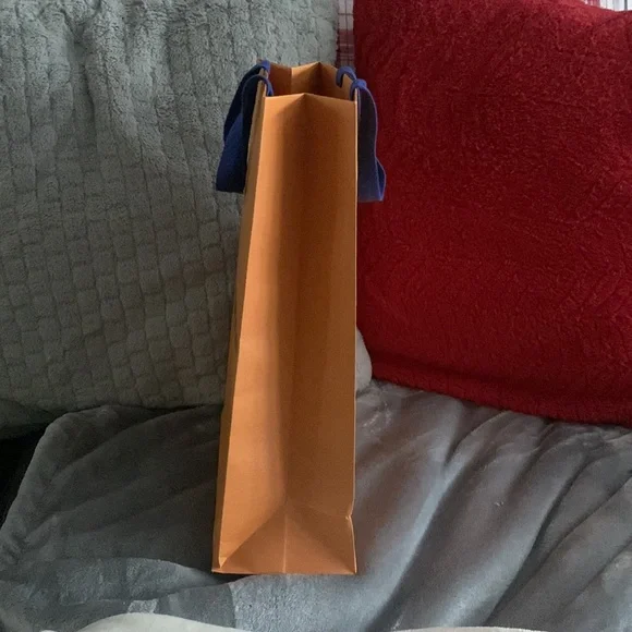 Louis Vuitton shopping bag - Picture 2 of 4